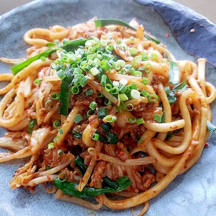 お疲れ気味におススメ！スタミナキムチ焼きうどん